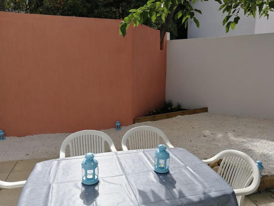 Villa Au Calme Avec Exterieur Et Parking Gratuit Aux Portes D'Aix Et Marseille Emplacement Ideal ภายนอก รูปภาพ