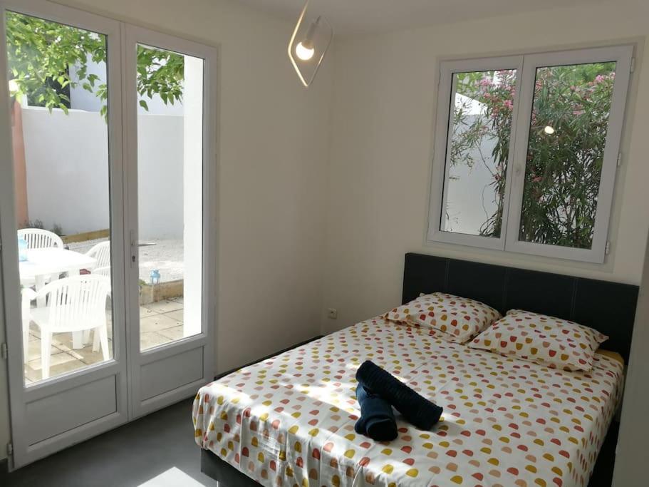 Villa Au Calme Avec Exterieur Et Parking Gratuit Aux Portes D'Aix Et Marseille Emplacement Ideal ภายนอก รูปภาพ